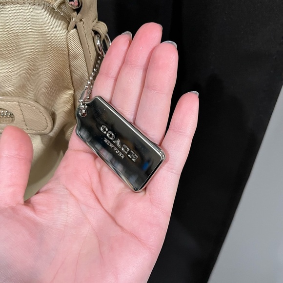 Coach Tan Shoulder Bag with Adjustable Strap - Picture 6 of 8